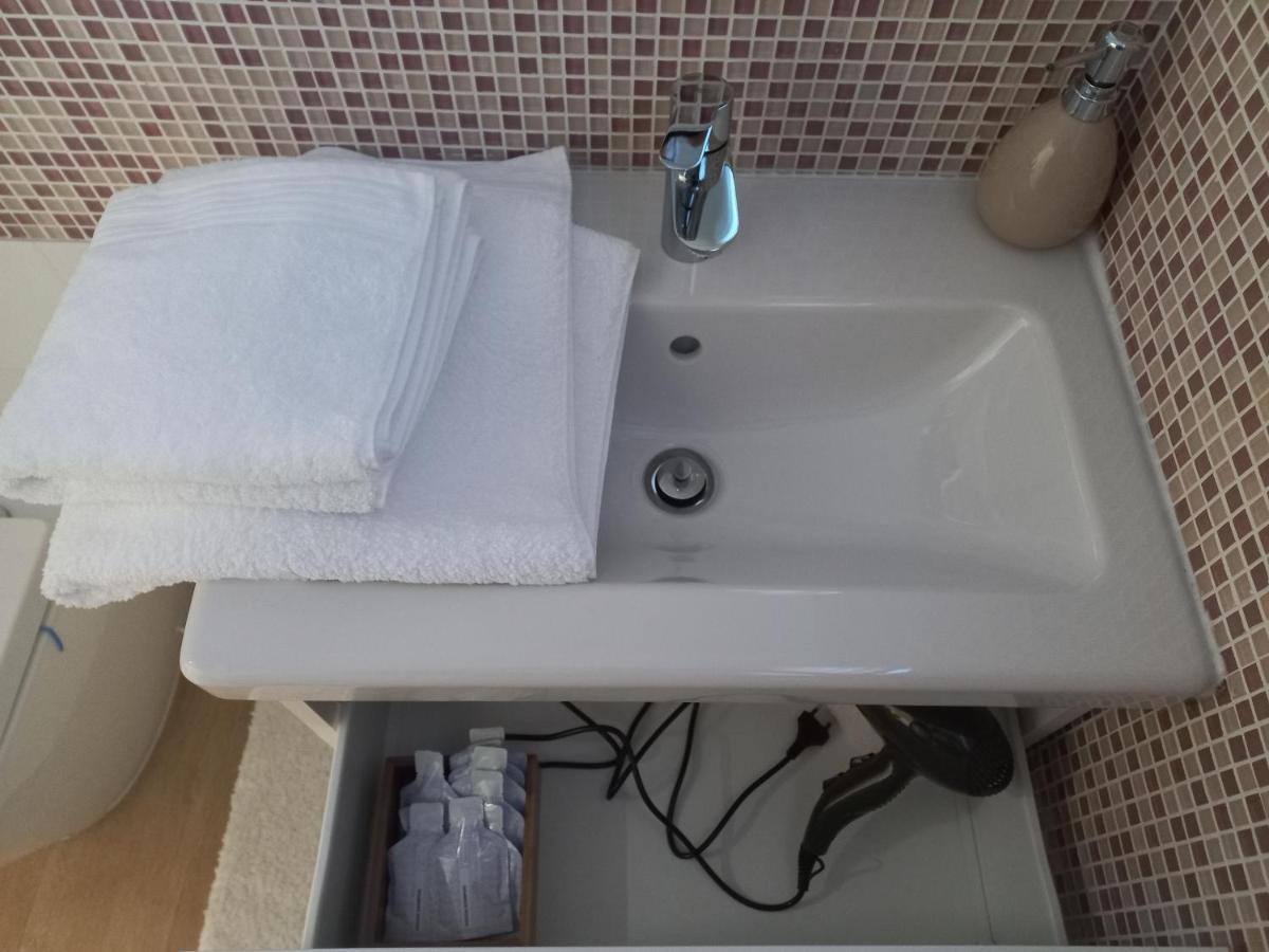 Metro Marche Apartamento Turín